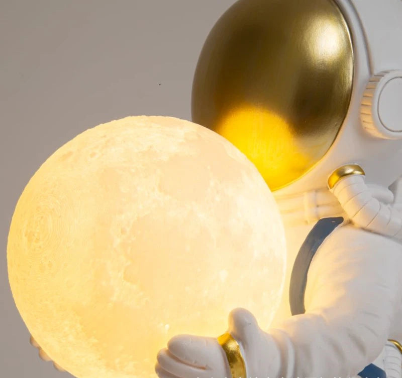 New Design Astronaut LED Wall Lamp