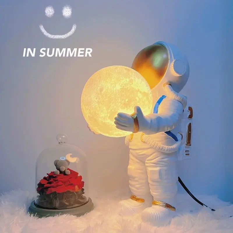New Design Astronaut LED Wall Lamp