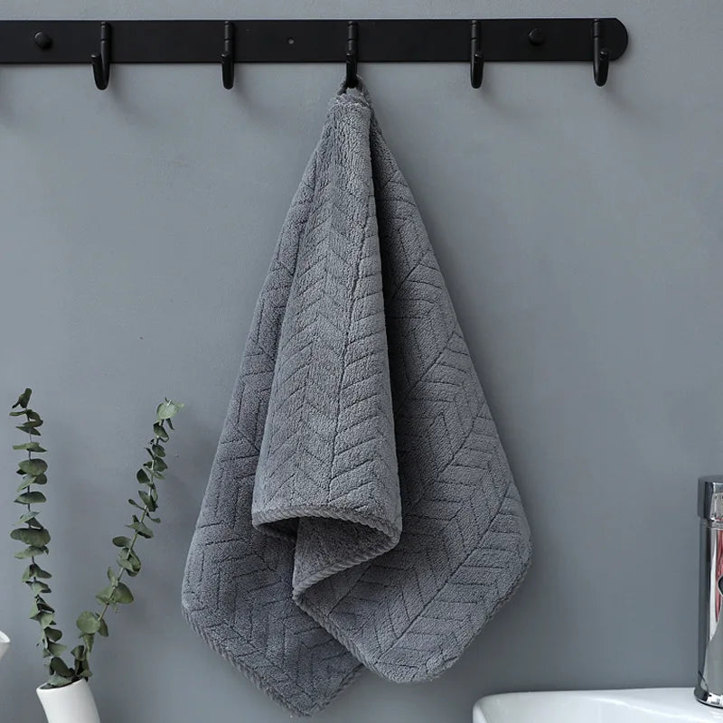 Thickened Coral velvet cotton bath towel