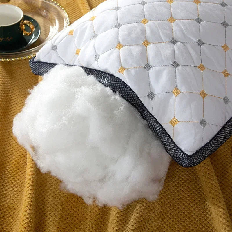 Pillow non-deformable pillow cover and pillow core